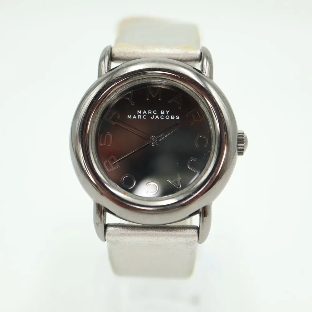 Marc Jacobs Womens Gunmetal Watch 33mm Round Leather Strap MBM1220 w New Battery
